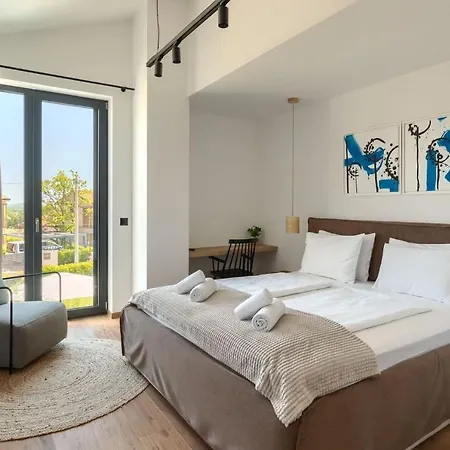 فيلة Modern Vallis With Pool And Jacuzzi In بوريتش